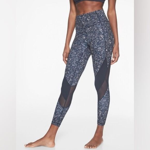 Athleta Sandstone Salutation 7/8 Tight Legging Size Small - Picture 1 of 7